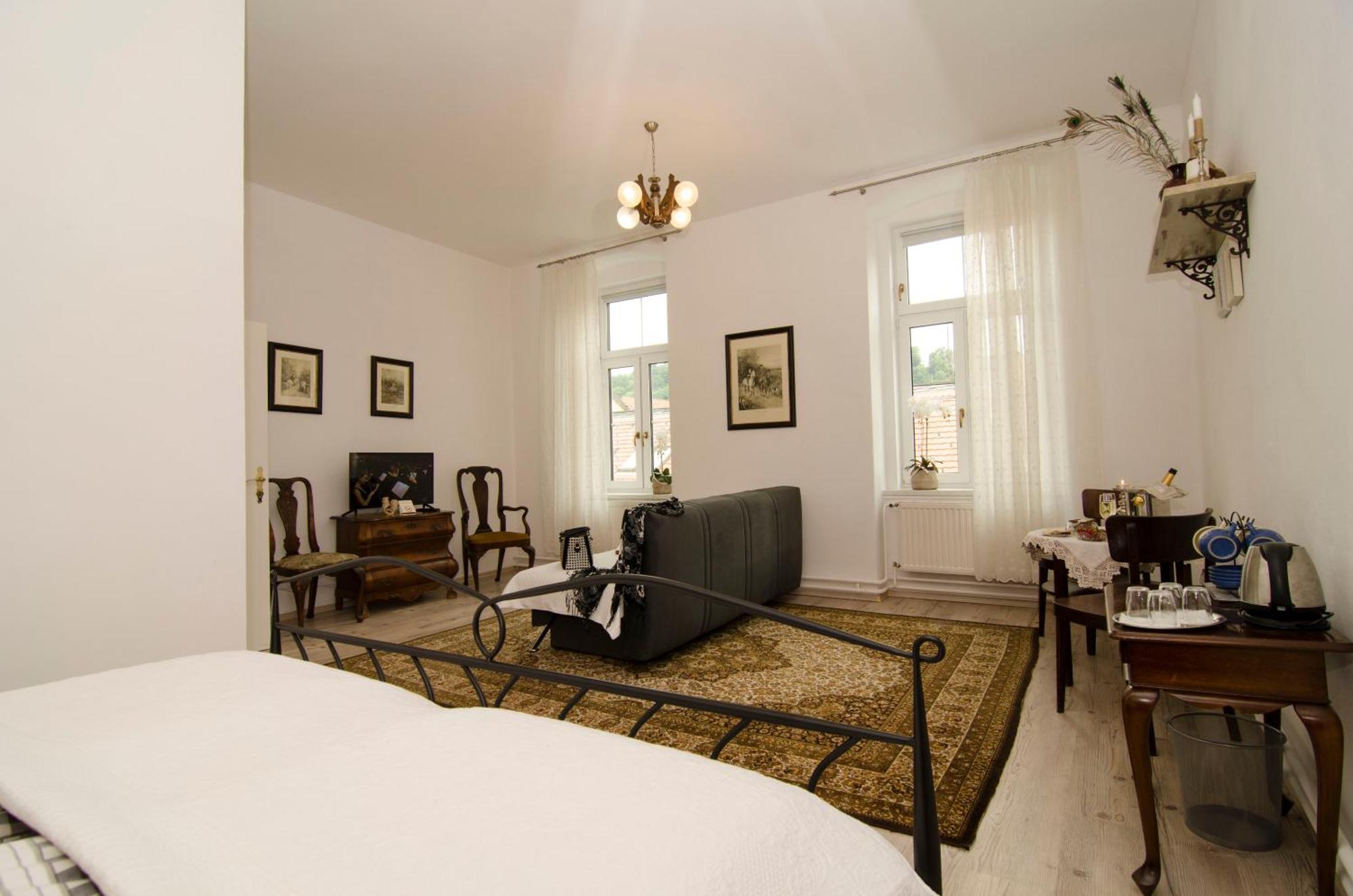 Trubarjev Art Boutique Hotel Laško Szoba fotó