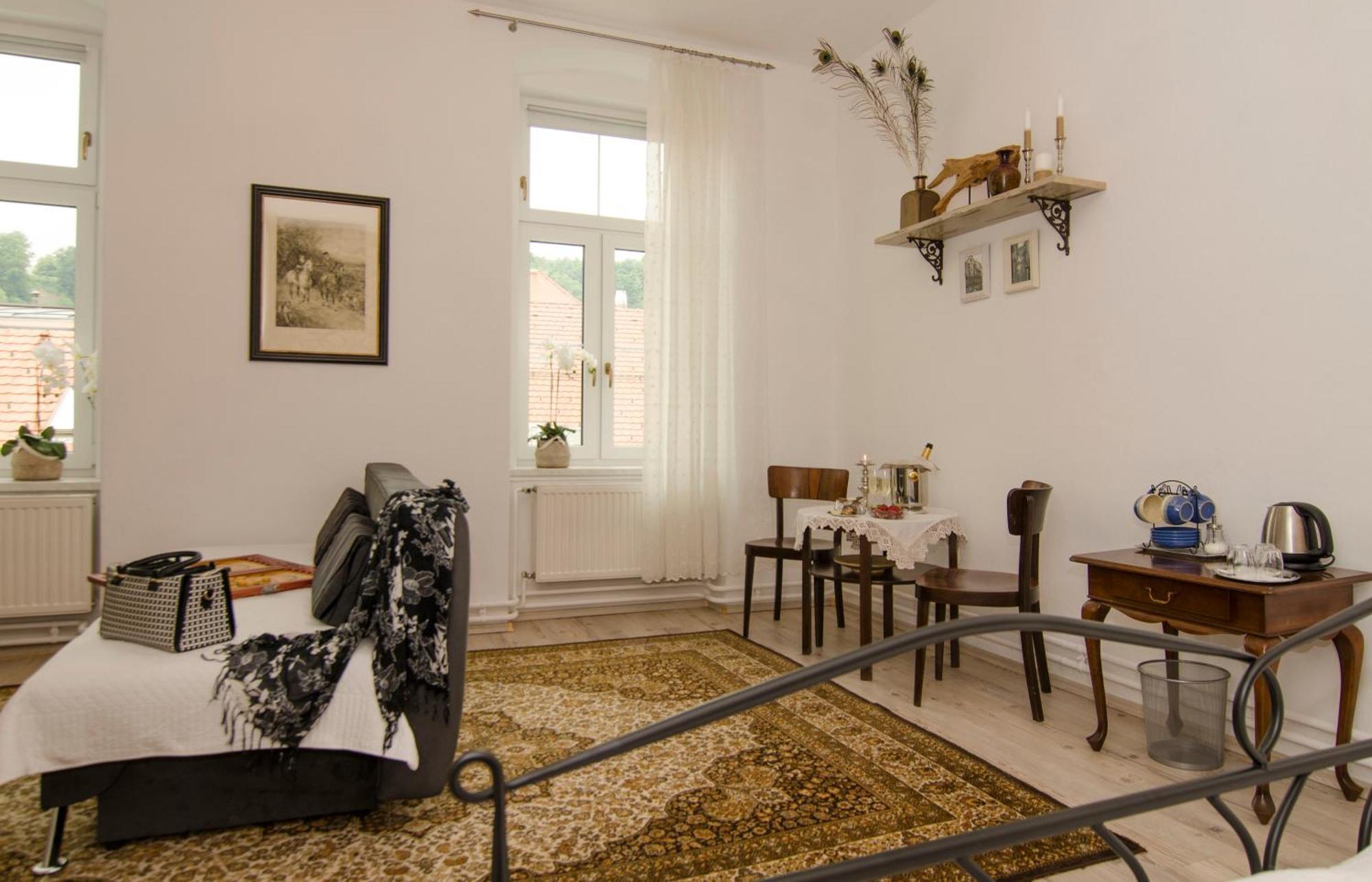 Trubarjev Art Boutique Hotel Laško Szoba fotó