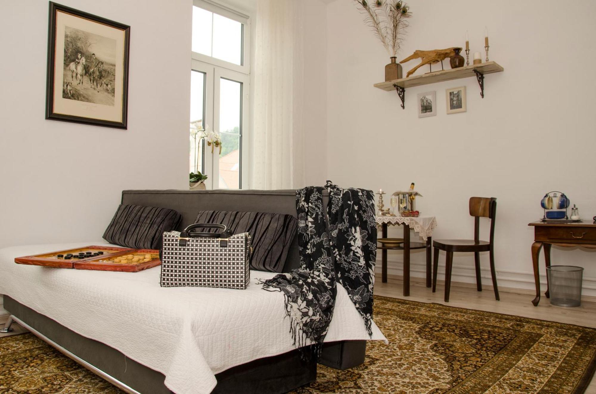 Trubarjev Art Boutique Hotel Laško Szoba fotó