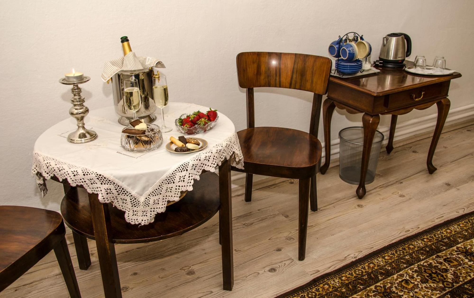 Trubarjev Art Boutique Hotel Laško Szoba fotó